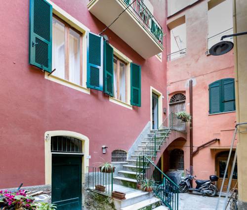 Monterosso al Mare Italy hotel mega discount code booking.com