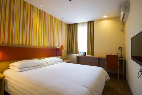 Kunming China hotel mega discount code booking.com