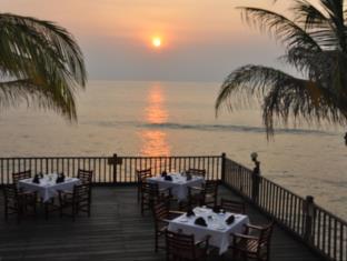 Anyer Indonesia hotel mega discount code agoda.com