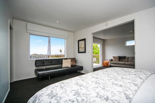 Auckland New Zealand hotel mega discount code agoda.com
