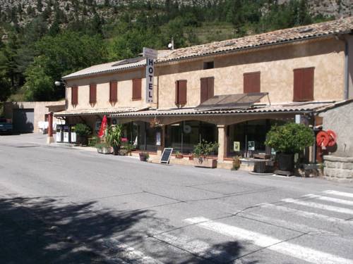 Annot France hotel mega discount code booking.com