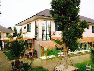 Chiang Mai Thailand hotel mega discount code agoda.com