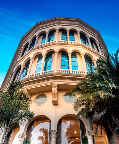 Mumbai India hotel mega discount code booking.com
