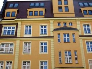 Wroclaw Poland hotel mega discount code agoda.com