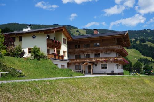 Saalbach Austria hotel mega discount code booking.com
