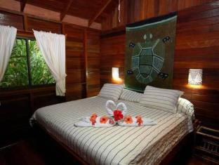 Puerto Viejo de Talamanca Costa Rica hotel mega discount code agoda.com