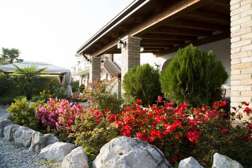 Trivignano Italy hotel mega discount code booking.com