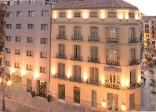 Malaga Spain hotel mega discount code agoda.com