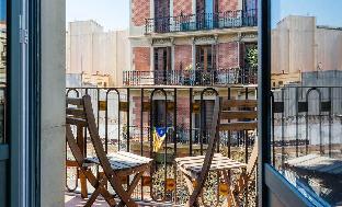 Barcelona Spain hotel mega discount code agoda.com
