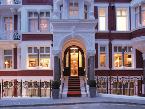London United Kingdom hotel mega discount code booking.com