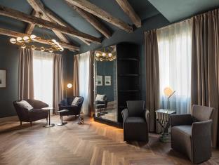 Venice Italy hotel mega discount code agoda.com