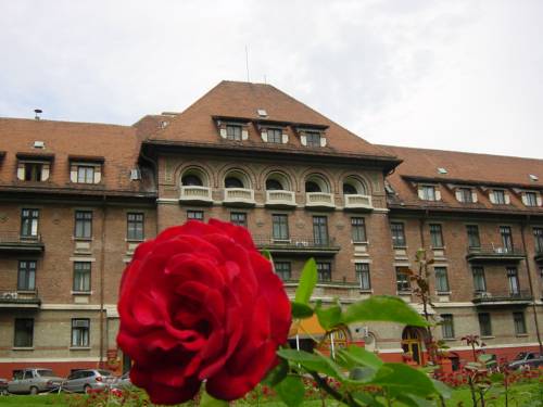 Bucharest Romania hotel mega discount code booking.com