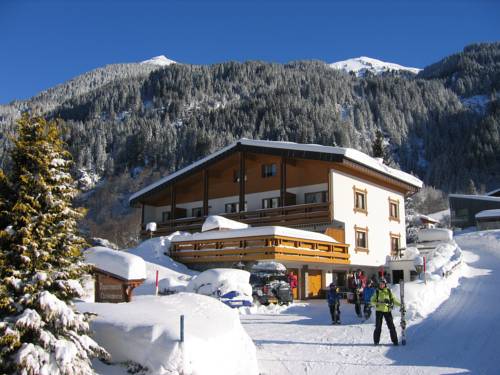 St. Gallenkirch Austria hotel mega discount code booking.com
