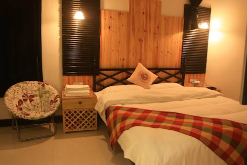 Yangshuo China hotel mega discount code booking.com