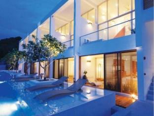 Phuket Thailand hotel mega discount code agoda.com