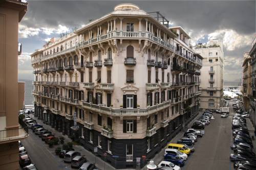 Naples Italy hotel mega discount code booking.com