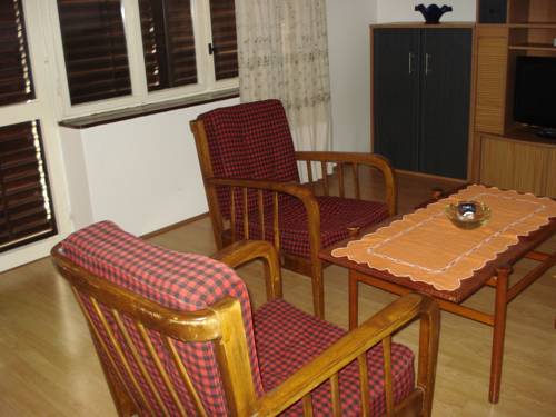 Pula Croatia hotel mega discount code booking.com