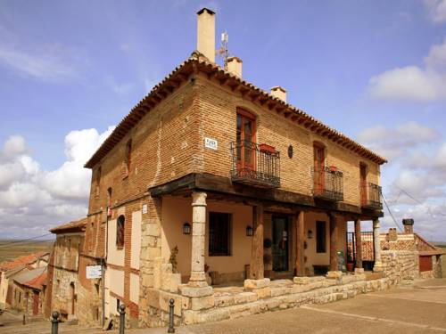 Tamara de Campos Spain hotel mega discount code booking.com