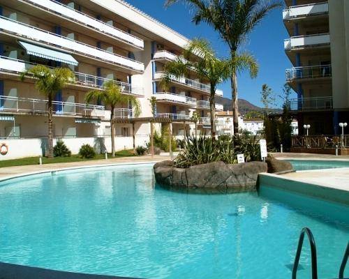 Roses Spain hotel mega discount code booking.com