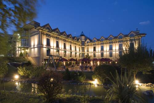 Laguardia Spain hotel mega discount code booking.com