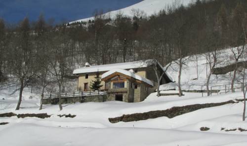 Droneretto Italy hotel mega discount code booking.com