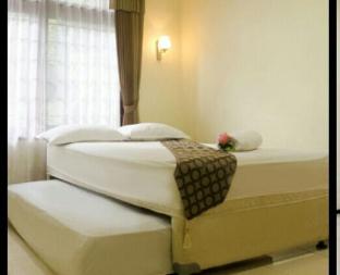 Malang Indonesia hotel mega discount code agoda.com