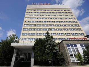 Poznan Poland hotel mega discount code agoda.com