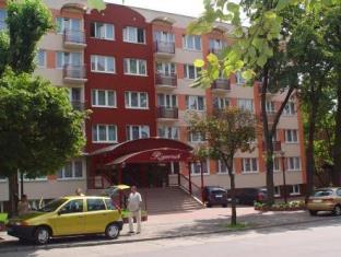 Torun Poland hotel mega discount code agoda.com